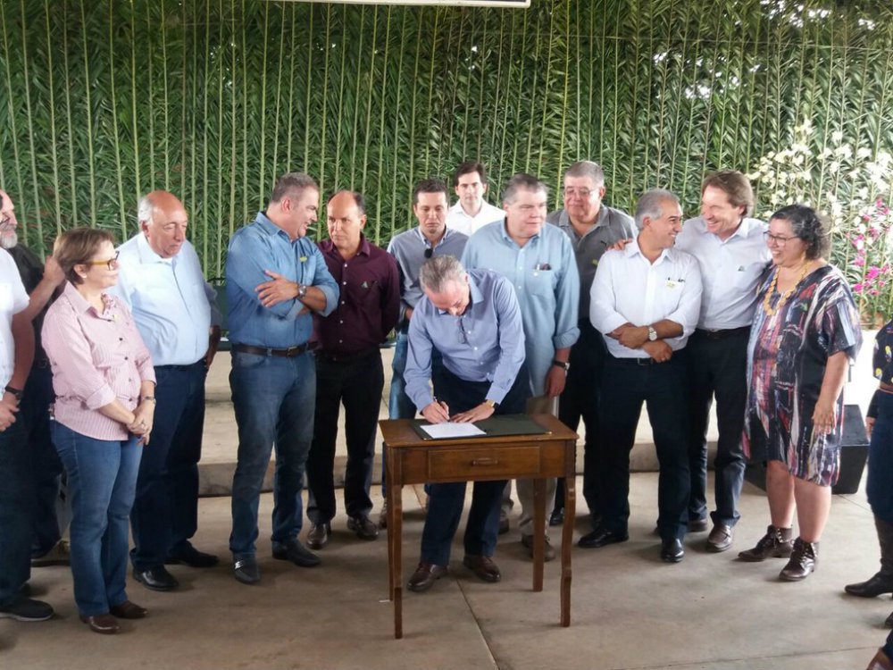 Temer perdoa multas de ruralistas (Foto: Leonardo Attuch) Temer perdoa multas de ruralistas