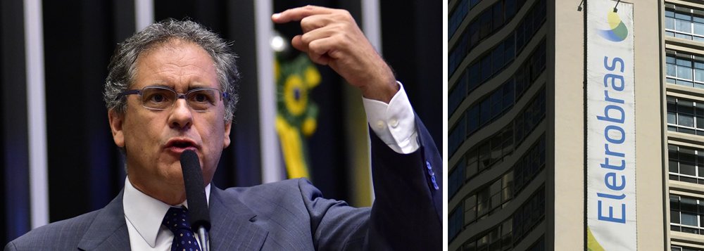 Em nota assinada pelo líder Carlos Zarattini (PT-SP), a bancada petista na Câmara avalia que o anúncio do governo Temer "é uma mudança geral e drástica do marco regulatório do setor elétrico, criado nos governos Lula e Dilma, que proporcionou segurança energética e expansão do parque gerador e de transmissão"; "A lógica do 'precisamos vender e demitir senão o rombo aumenta' tem sustentado esses crimes contra o patrimônio público", diz o texto (Foto: Gisele Federicce) Em nota assinada pelo líder Carlos Zarattini (PT-SP), a bancada petista na Câmara avalia que o anúncio do governo Temer "é uma mudança geral e drástica do marco regulatório do setor elétrico, criado nos governos Lula e Dilma, que proporcionou segurança energética e expansão do parque gerador e de transmissão"; "A lógica do 'precisamos vender e demitir senão o rombo aumenta' tem sustentado esses crimes contra o patrimônio público", diz o texto
