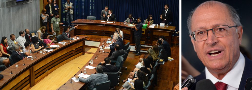 Numa estratégia da base aliada do governador Geraldo Alckmin (PSDB), colegiados na Assembleia Legislativa de São Paulo não funcionam por falta de quorum e disputa política; por outro lado, temas de interesse do governo estadual têm tramitação acelerada (Foto: Gisele Federicce) Numa estratégia da base aliada do governador Geraldo Alckmin (PSDB), colegiados na Assembleia Legislativa de São Paulo não funcionam por falta de quorum e disputa política; por outro lado, temas de interesse do governo estadual têm tramitação acelerada