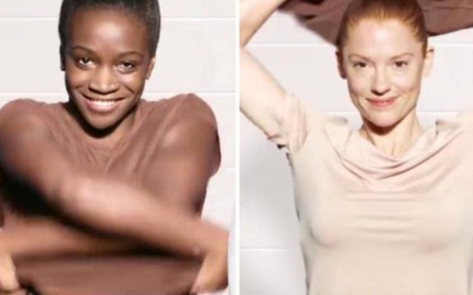 Modelo Lola Ogunyemi, que aparece em uma propaganda da Dove que foi retirada de circulação após acusações de racismo, disse que jamais aceitaria o trabalho se soubesse que seria representada como inferior; "Se eu tivesse a mínima noção de que eu seria retratada como inferior, ou como o 'antes' de uma edição com antes e depois, eu teria sido a primeira a dizer um enfático 'não'', disse em artigo publicado pelo jornal britânico The Guardian; "Isso vai contra tudo o que eu acredito", completou (Foto: Paulo Emílio) Modelo Lola Ogunyemi, que aparece em uma propaganda da Dove que foi retirada de circulação após acusações de racismo, disse que jamais aceitaria o trabalho se soubesse que seria representada como inferior; "Se eu tivesse a mínima noção de que eu seria retratada como inferior, ou como o 'antes' de uma edição com antes e depois, eu teria sido a primeira a dizer um enfático 'não'', disse em artigo publicado pelo jornal britânico The Guardian; "Isso vai contra tudo o que eu acredito", completou