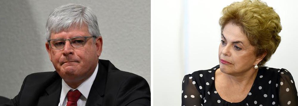 Na ação no Supremo que pode anular o impeachment, Janot disse que o processo ocorreu dentro da normalidade constitucional e negou que Eduardo Cunha tenha aceitado o pedido por vingança ou benefício próprio. Já na denúncia contra o "quadrilhão do PMDB", procurador tratou o impeachment como subproduto de um plano frustrado para frear a Lava Jato; leia a reportagem da jornalista Cíntia Alves, no GGN (Foto: Leonardo Attuch) Na ação no Supremo que pode anular o impeachment, Janot disse que o processo ocorreu dentro da normalidade constitucional e negou que Eduardo Cunha tenha aceitado o pedido por vingança ou benefício próprio. Já na denúncia contra o "quadrilhão do PMDB", procurador tratou o impeachment como subproduto de um plano frustrado para frear a Lava Jato; leia a reportagem da jornalista Cíntia Alves, no GGN
