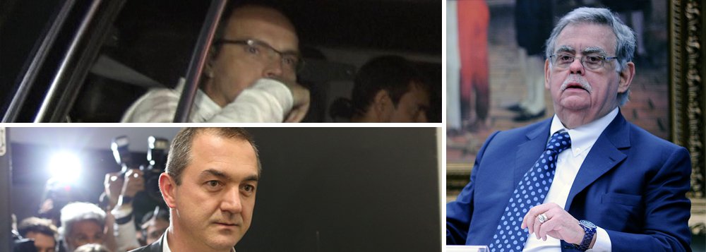 Doleiro e delator Lucio Funaro, apontado como operador de propinas do PMDB, contou em seu depoimento à Procuradoria Geral da República (PGR) que participou de uma reunião com o empresário Joesley batista, um dos sócios da JBS, e o advogado Francisco de Assis, da holding J&F, no escritório do advogado Antônio Claudio Mariz de Oliveira para alinhar a linha de defesa dos acusados. Mariz, que era responsável por defender Michel Temer das acusações feitas pela PGR, deixou a defesa do peemedebista nesta sexta-feira (22); Joesley foi o responsável por gravar Temer sugerindo a compra do silêncio do ex-deputado Eduardo Cunha (PMDB-RJ) e escancarar a corrupção advinda do golpe que depos a presidente Dilma no ano passado (Foto: Paulo Emílio) Doleiro e delator Lucio Funaro, apontado como operador de propinas do PMDB, contou em seu depoimento à Procuradoria Geral da República (PGR) que participou de uma reunião com o empresário Joesley batista, um dos sócios da JBS, e o advogado Francisco de Assis, da holding J&F, no escritório do advogado Antônio Claudio Mariz de Oliveira para alinhar a linha de defesa dos acusados. Mariz, que era responsável por defender Michel Temer das acusações feitas pela PGR, deixou a defesa do peemedebista nesta sexta-feira (22); Joesley foi o responsável por gravar Temer sugerindo a compra do silêncio do ex-deputado Eduardo Cunha (PMDB-RJ) e escancarar a corrupção advinda do golpe que depos a presidente Dilma no ano passado