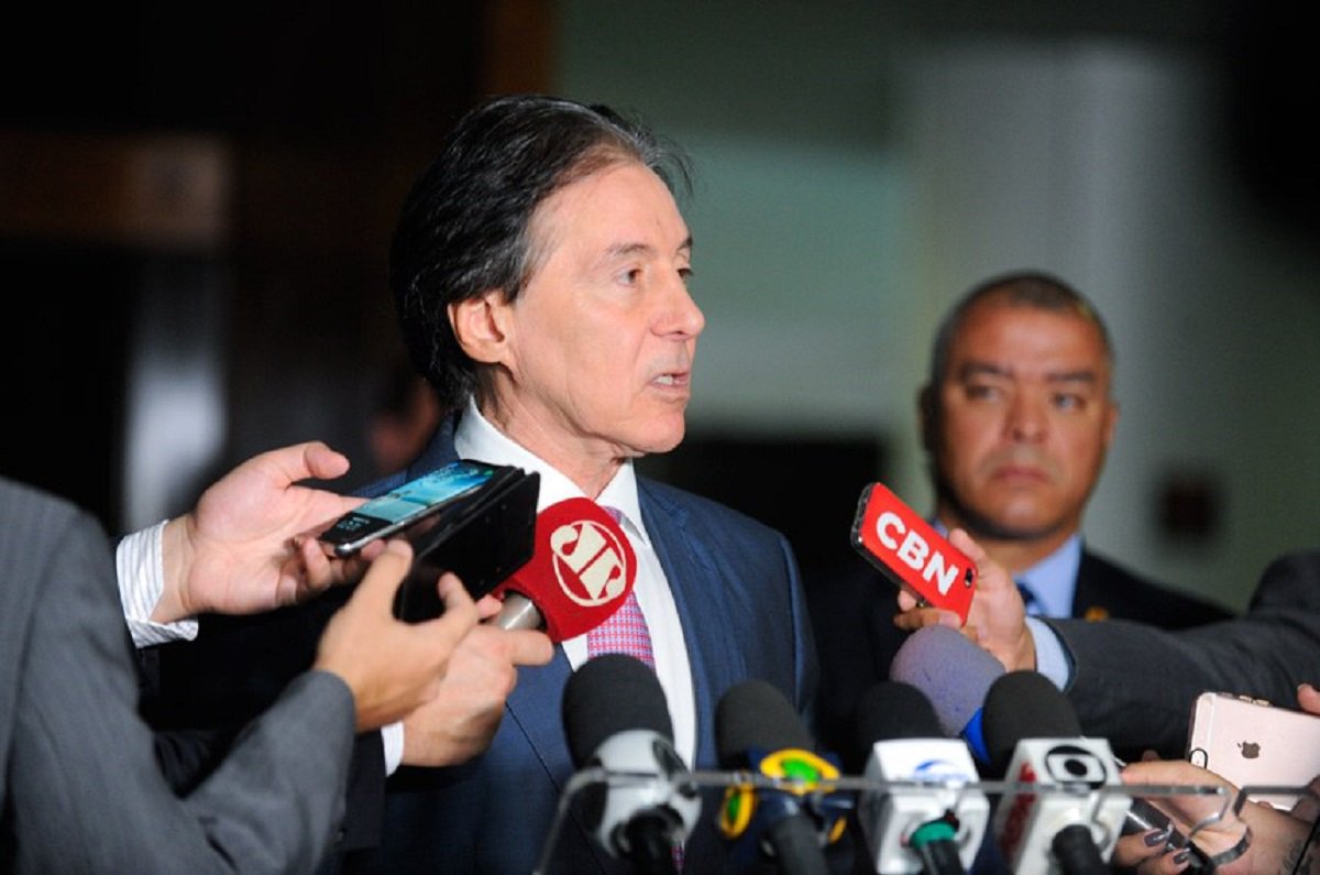 O presidente do Senado, Eunício Oliveira, afirmou nesta quinta-feira (21) que a votação da reforma eleitoral no Senado deve ocorrer até o dia 7 de outubro — data limite por lei para que as mudanças entrem em vigor já nas eleições de 2018 (Foto: Fatima 247) O presidente do Senado, Eunício Oliveira, afirmou nesta quinta-feira (21) que a votação da reforma eleitoral no Senado deve ocorrer até o dia 7 de outubro — data limite por lei para que as mudanças entrem em vigor já nas eleições de 2018