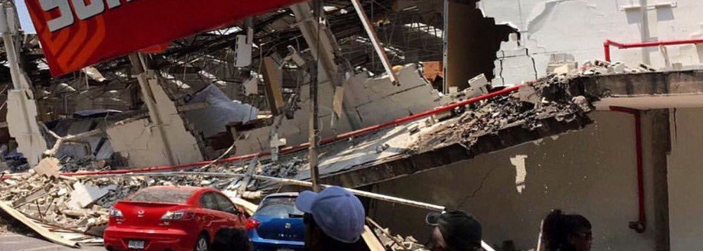 O número de vítimas do forte terremoto de 19 de setembro na região central do México já chega a 305, informou, na Cidade do México, o coordenador nacional de Proteção Civil, Luis Felipe Puente; em uma atualização do balanço preliminar de vítimas do tremor de magnitude 7,1 na escala Richter, Puente detalhou que são 167 pessoas mortas na capital do país, 73 em Morelos, 45 em Puebla, 13 no estado de México, seis em Guerrero e 1 em Oaxaca (Foto: Leonardo Lucena) O número de vítimas do forte terremoto de 19 de setembro na região central do México já chega a 305, informou, na Cidade do México, o coordenador nacional de Proteção Civil, Luis Felipe Puente; em uma atualização do balanço preliminar de vítimas do tremor de magnitude 7,1 na escala Richter, Puente detalhou que são 167 pessoas mortas na capital do país, 73 em Morelos, 45 em Puebla, 13 no estado de México, seis em Guerrero e 1 em Oaxaca