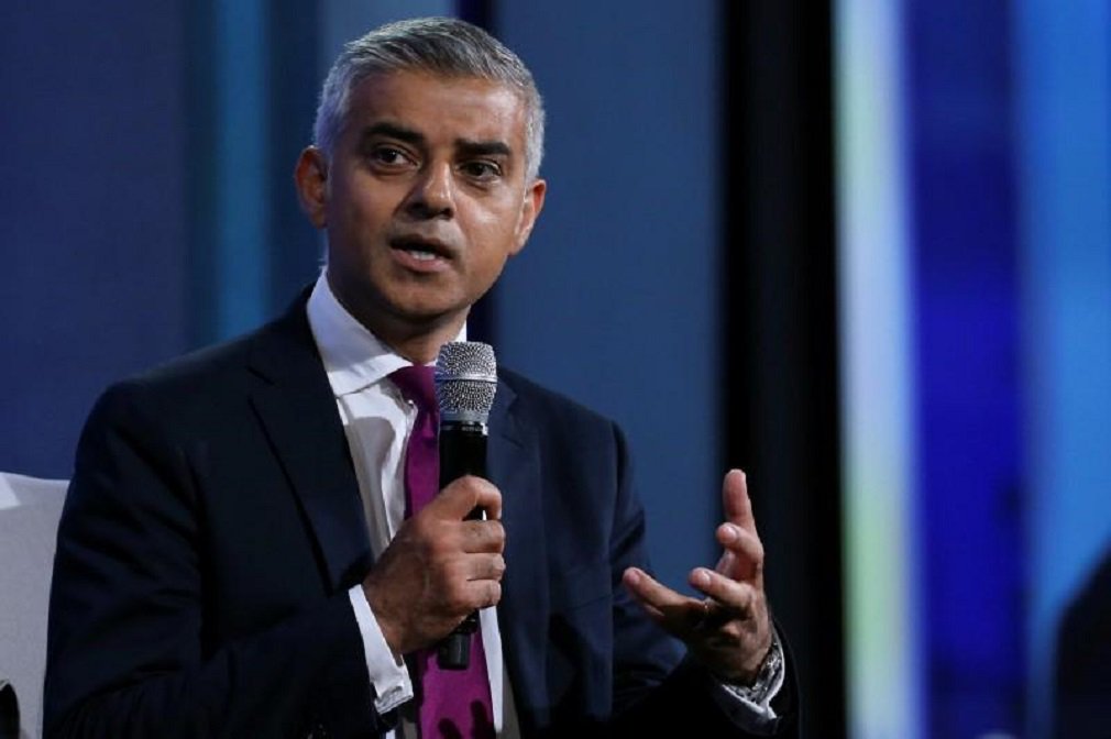Mayor of London Sadiq Khan speaks during the plenary session "Partnering for Global Prosperity" at the Clinton Global Initiative 2016 (CGI) in New York, U.S., September 19, 2016. REUTERS/Shannon Stapleton (Foto: José Barbacena) Mayor of London Sadiq Khan speaks during the plenary session "Partnering for Global Prosperity" at the Clinton Global Initiative 2016 (CGI) in New York, U.S., September 19, 2016. REUTERS/Shannon Stapleton