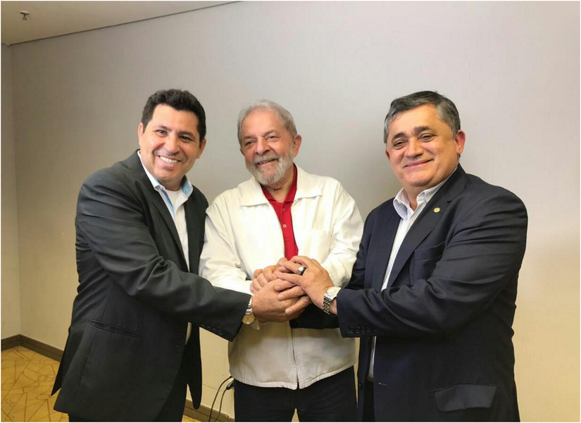 O presidente estadual do PT, Francisco de Assis Diniz, confirmou que a passagem do ex-presidente Lula pelo Ceará será nos dias 29 e 30 de agosto. O líder petista participará de atividades em Quixadá, no Sertão Central, em na região do Crajubar (Foto: Rodrigo Rocha) O presidente estadual do PT, Francisco de Assis Diniz, confirmou que a passagem do ex-presidente Lula pelo Ceará será nos dias 29 e 30 de agosto. O líder petista participará de atividades em Quixadá, no Sertão Central, em na região do Crajubar