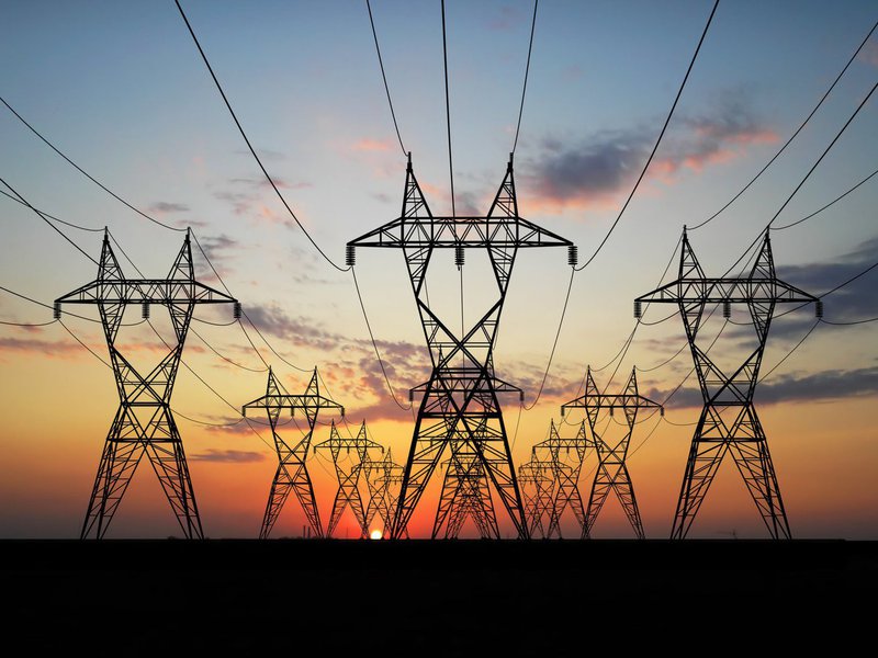 "As usinas eólicas, quase todas produto da era Lula-Dilma, produzem 10% da energia elétrica consumida no Brasil e equivalem, neste momento, a 70% de Itaipu, uma das maiores, senão a maior, usina hidrelétrica do mundo. Estamos estocando vento e os bobalhões continuam fazendo piada. Por enquanto, com a luz acesa", diz o editor do Tijolaço (Foto: Leonardo Attuch) "As usinas eólicas, quase todas produto da era Lula-Dilma, produzem 10% da energia elétrica consumida no Brasil e equivalem, neste momento, a 70% de Itaipu, uma das maiores, senão a maior, usina hidrelétrica do mundo. Estamos estocando vento e os bobalhões continuam fazendo piada. Por enquanto, com a luz acesa", diz o editor do Tijolaço