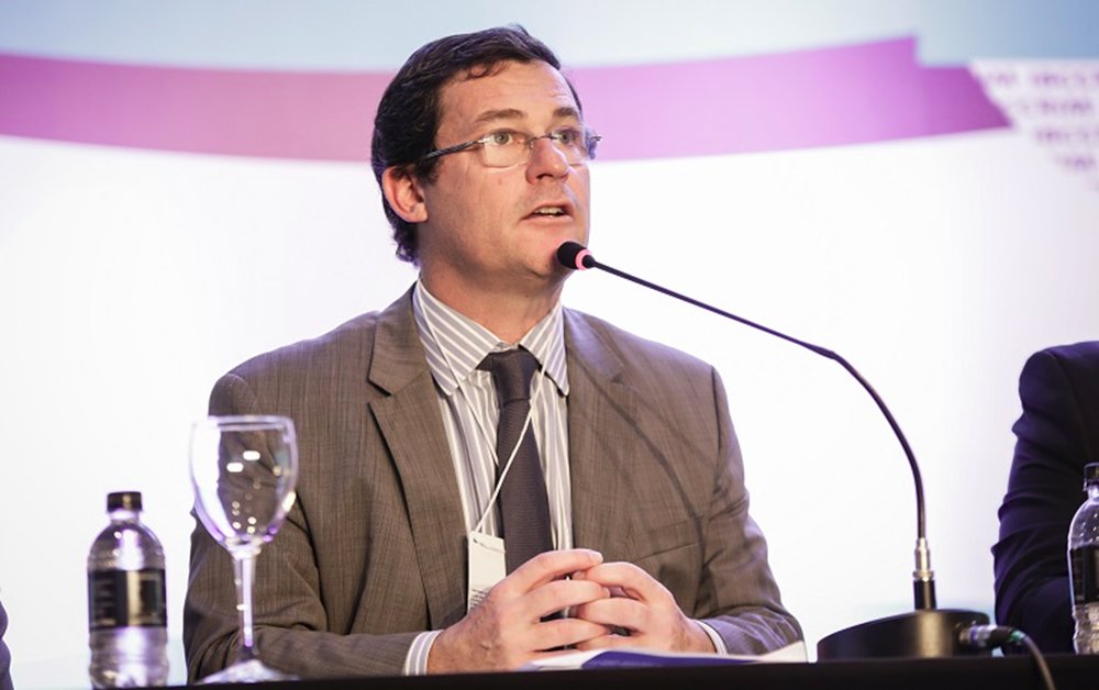"Hoje, os jornalistas viraram meros assessores de imprensa dos investigadores, repassam e propagam a versão acusatória sem qualquer questionamento", critica o presidente do IBCCrim, Cristiano Maronna; para o jurista, a Constituição virou um papel "inútil" (Foto: Charles Nisz) "Hoje, os jornalistas viraram meros assessores de imprensa dos investigadores, repassam e propagam a versão acusatória sem qualquer questionamento", critica o presidente do IBCCrim, Cristiano Maronna; para o jurista, a Constituição virou um papel "inútil"