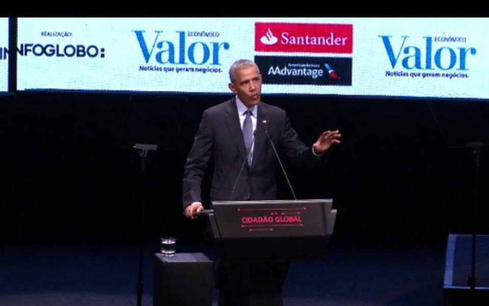 Em palestra realizada em São Paulo, o ex-presidente dos Estados Unidos Barack Obama afirmou ser preciso garantir que a nova economia funcione para todas as pessoas; "Em um mundo em que só 1% controla a riqueza, não haverá estabilidade política", disse, ressaltando que, historicamente, as economias não crescem quando a riqueza é muito concentrada (Foto: José Barbacena) Em palestra realizada em São Paulo, o ex-presidente dos Estados Unidos Barack Obama afirmou ser preciso garantir que a nova economia funcione para todas as pessoas; "Em um mundo em que só 1% controla a riqueza, não haverá estabilidade política", disse, ressaltando que, historicamente, as economias não crescem quando a riqueza é muito concentrada