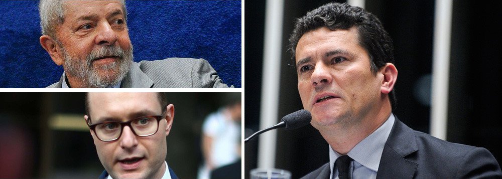A defesa do ex-presidente Lula, representada pelo advogado Cristiano Zanin Martins, afirma que as informações prestadas pelo juiz Sergio Moro ao TRF4 a respeito do pedido para que as audiências realizadas ontem por Emílio Odebrecht e Alexandrino Alencar fossem suspensas "não podem ser aceitas"; em sua defesa, Moro argumentou ao Tribunal Regional Federal que Cristiano Zanin mentiu ao dizer que não tinha conhecimento dos depoimentos prestados; em nota, o advogado rebate: "É lamentável que o juiz Sérgio Moro mais uma vez recorra a argumentos que não têm amparo legal para insultar a defesa do ex-Presidente Lula" (Foto: Gisele Federicce) A defesa do ex-presidente Lula, representada pelo advogado Cristiano Zanin Martins, afirma que as informações prestadas pelo juiz Sergio Moro ao TRF4 a respeito do pedido para que as audiências realizadas ontem por Emílio Odebrecht e Alexandrino Alencar fossem suspensas "não podem ser aceitas"; em sua defesa, Moro argumentou ao Tribunal Regional Federal que Cristiano Zanin mentiu ao dizer que não tinha conhecimento dos depoimentos prestados; em nota, o advogado rebate: "É lamentável que o juiz Sérgio Moro mais uma vez recorra a argumentos que não têm amparo legal para insultar a defesa do ex-Presidente Lula"