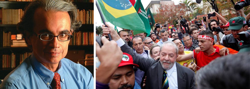 "As elites brasileiras estão como baratas tontas por uma razão que tem nome: Luiz Inácio Lula da Silva", diz Marcos Coimbra, presidente do Instituto Vox Populi; não fosse o medo que têm dele, diz Coimbra, essas elites apoiariam a solução natural de eleições diretas para a sucessão de Michel Temer; "só há um motivo para que fujam desta saída, preferindo tapar o nariz e seguir com Temer ou transferir a escolha aos parlamentares: o medo de Lula. É a convicção de que ele venceria a eleição que leva banqueiros, políticos conservadores e donos de veículos de comunicação evitarem a solução natural", completa (Foto: Giuliana Miranda) "As elites brasileiras estão como baratas tontas por uma razão que tem nome: Luiz Inácio Lula da Silva", diz Marcos Coimbra, presidente do Instituto Vox Populi; não fosse o medo que têm dele, diz Coimbra, essas elites apoiariam a solução natural de eleições diretas para a sucessão de Michel Temer; "só há um motivo para que fujam desta saída, preferindo tapar o nariz e seguir com Temer ou transferir a escolha aos parlamentares: o medo de Lula. É a convicção de que ele venceria a eleição que leva banqueiros, políticos conservadores e donos de veículos de comunicação evitarem a solução natural", completa