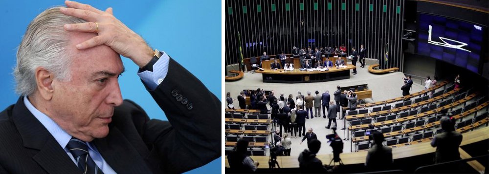 Diante da possibilidade de que não haja quórum na Câmara para votar na próxima quarta-feira (2) a denúncia de corrupção passiva feita pela Procuradoria Geral da República, Michel Temer vem trabalhando para que uma nova sessão seja marcada para a segunda semana de agosto; Planalto reconhece que possui apenas 247 dos 342 votos necessários para barrar o andamento da denúncia; governo tem pressa, uma vez que teme que a possibilidade da divulgação das delações premiadas do ex-deputado Eduardo Cunha (PMDB-RJ) e do operador Lucio Funaro acabe por complicar ainda mais a situação de Temer (Foto: Paulo Emílio) Diante da possibilidade de que não haja quórum na Câmara para votar na próxima quarta-feira (2) a denúncia de corrupção passiva feita pela Procuradoria Geral da República, Michel Temer vem trabalhando para que uma nova sessão seja marcada para a segunda semana de agosto; Planalto reconhece que possui apenas 247 dos 342 votos necessários para barrar o andamento da denúncia; governo tem pressa, uma vez que teme que a possibilidade da divulgação das delações premiadas do ex-deputado Eduardo Cunha (PMDB-RJ) e do operador Lucio Funaro acabe por complicar ainda mais a situação de Temer