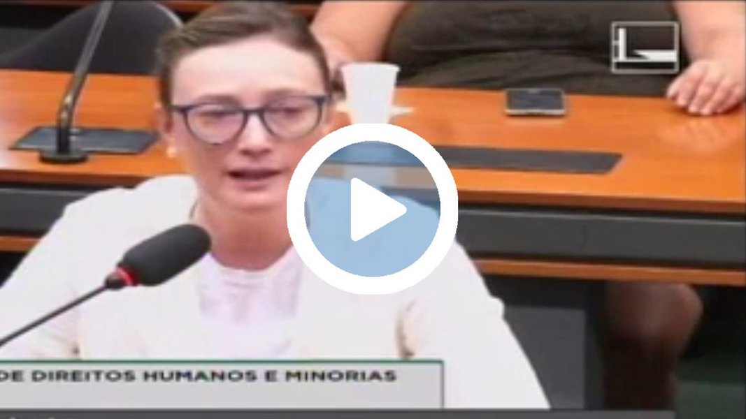A deputada federal Maria do Rosário (PT) defendeu o direito à livre manifestação popular sem repressão das forças de segurança do Estado; “Vivemos uma situação de embrutecimento. Toda manifestação no Brasil tem uma contrapartida de violência inaceitável, independentemente da causa”, destacou durante audiência na Comissão de Direitos Humanos (CDH) que debateu os recentes abusos de violência em manifestações (Foto: Leonardo Lucena) A deputada federal Maria do Rosário (PT) defendeu o direito à livre manifestação popular sem repressão das forças de segurança do Estado; “Vivemos uma situação de embrutecimento. Toda manifestação no Brasil tem uma contrapartida de violência inaceitável, independentemente da causa”, destacou durante audiência na Comissão de Direitos Humanos (CDH) que debateu os recentes abusos de violência em manifestações