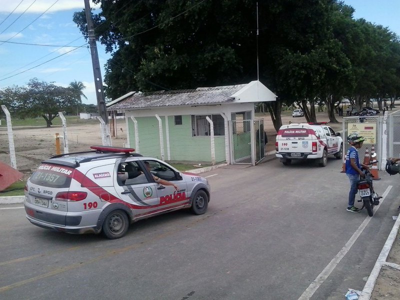 O Serviço de Inteligência da Secretaria de Ressocialização e Inclusão Social de Alagoas (Seris) interceptou uma ordem de uma facção criminosa para matar um agente penitenciário; fato ocorreu após um detento ter sido baleado no presídio Cyridião Durval, em Maceió, durante o início de uma rebelião (Foto: Voney Malta) O Serviço de Inteligência da Secretaria de Ressocialização e Inclusão Social de Alagoas (Seris) interceptou uma ordem de uma facção criminosa para matar um agente penitenciário; fato ocorreu após um detento ter sido baleado no presídio Cyridião Durval, em Maceió, durante o início de uma rebelião