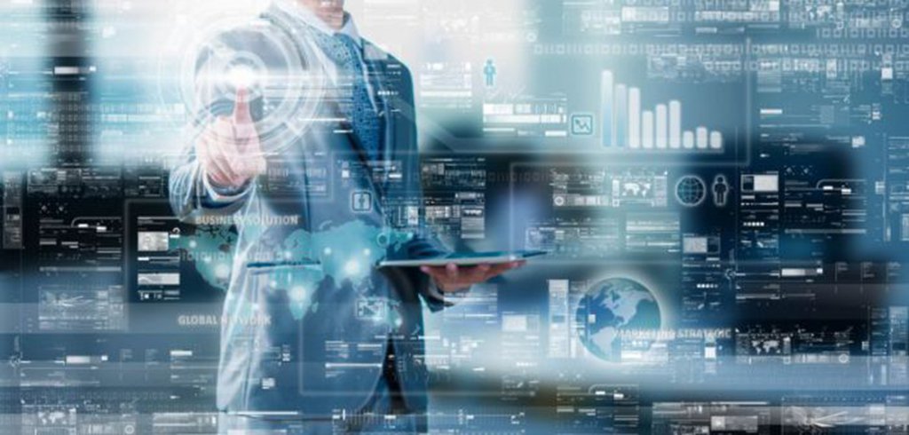 A Dataholics é uma plataforma que capta e estrutura dados de pessoas que estão nas redes sociais e em diversas fontes públicas da web, como resultados de busca do Google, diários oficiais, blogs e portais; o algoritmo cria um perfil unificado das pessoas com indicadores comportamentais, profissionais e demográficos, baseado na chave de e-mail, celular ou CPF delas; a ideia, com toda essa informação, é aprimorar os sistemas de antifraude, credit scoring e de segmentação de clientes (Foto: Leonardo Lucena) A Dataholics é uma plataforma que capta e estrutura dados de pessoas que estão nas redes sociais e em diversas fontes públicas da web, como resultados de busca do Google, diários oficiais, blogs e portais; o algoritmo cria um perfil unificado das pessoas com indicadores comportamentais, profissionais e demográficos, baseado na chave de e-mail, celular ou CPF delas; a ideia, com toda essa informação, é aprimorar os sistemas de antifraude, credit scoring e de segmentação de clientes