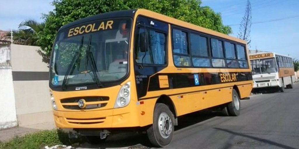 A Prefeitura de Teresina terá que disponibilizar, com urgência, transporte escolar para alunos de escolas municipais da localizadas na zona Sul da capital, sob pena de pagamento de multa diária no valor de R$ 10 mil; a Promotoria de Justiça de Teresina, ajuizou ação civil pública contra o Município para que a prestação do serviço de transporte desses alunos seja regularizada; a ação beneficia os estudantes das escolas municipais Velho Monge, Santa Clara, Jornalista João Emílio Falcão e Creche Santa Helena (Foto: Leonardo Lucena) A Prefeitura de Teresina terá que disponibilizar, com urgência, transporte escolar para alunos de escolas municipais da localizadas na zona Sul da capital, sob pena de pagamento de multa diária no valor de R$ 10 mil; a Promotoria de Justiça de Teresina, ajuizou ação civil pública contra o Município para que a prestação do serviço de transporte desses alunos seja regularizada; a ação beneficia os estudantes das escolas municipais Velho Monge, Santa Clara, Jornalista João Emílio Falcão e Creche Santa Helena
