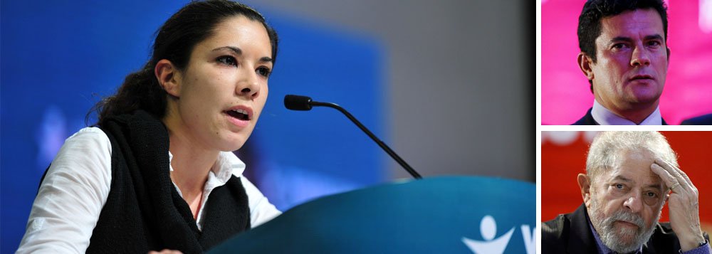 "A fanfarronice do superjuiz não deixa espaço para outra coisa. Moro acha-se um super-herói, vai às redes sociais agradecer o carinho popular como se fosse um jogador de futebol e até comanda escutas ilegais aos advogados de Lula", escreve Joana Mortágua em artigo (Foto: Gisele Federicce) "A fanfarronice do superjuiz não deixa espaço para outra coisa. Moro acha-se um super-herói, vai às redes sociais agradecer o carinho popular como se fosse um jogador de futebol e até comanda escutas ilegais aos advogados de Lula", escreve Joana Mortágua em artigo