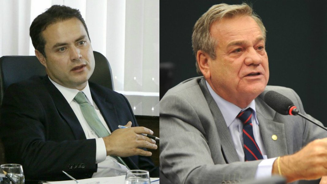 Com cargos no primeiro escalão do prefeito de Maceió, Rui Palmeira (PSDB), a quem apoiou na eleição municipal do ano passado, o deputado federal Ronaldo Lessa (PDT) está de malas prontas para entrar na base do governador Renan Filho; o motivo seria a indecisão do grupo do prefeito sobre quem será o candidato ao governo para enfrentar Renan (Foto: Voney Malta) Com cargos no primeiro escalão do prefeito de Maceió, Rui Palmeira (PSDB), a quem apoiou na eleição municipal do ano passado, o deputado federal Ronaldo Lessa (PDT) está de malas prontas para entrar na base do governador Renan Filho; o motivo seria a indecisão do grupo do prefeito sobre quem será o candidato ao governo para enfrentar Renan