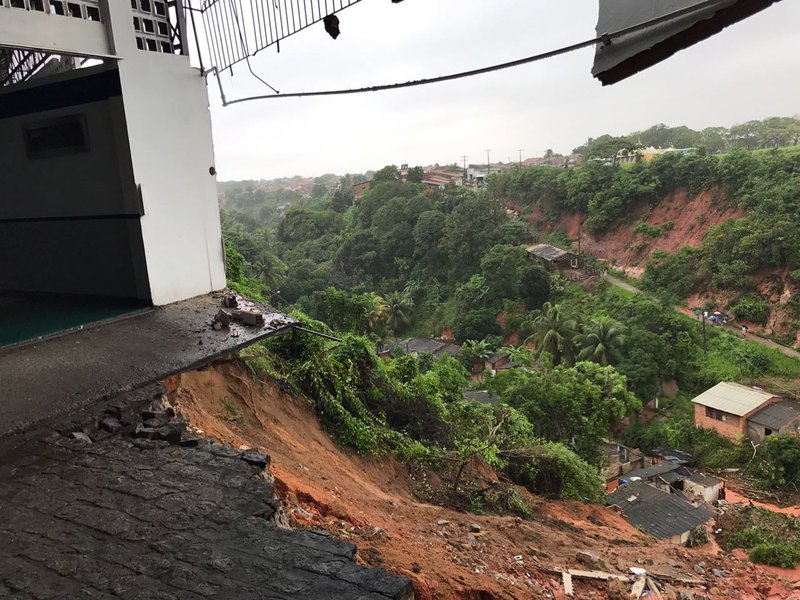 O Ministério da Integração Nacional deu prazo de 180 dias para que o município de Maceió execute obras e serviços para recuperar os danos causados pelo temporal dos últimos dias; R$ 2,2 milhões já foram liberados para ações de Defesa Civil; a prefeitura terá que apresentar prestação de contas final no prazo de 30 dias a partir do término do prazo de seis meses (Foto: Voney Malta) O Ministério da Integração Nacional deu prazo de 180 dias para que o município de Maceió execute obras e serviços para recuperar os danos causados pelo temporal dos últimos dias; R$ 2,2 milhões já foram liberados para ações de Defesa Civil; a prefeitura terá que apresentar prestação de contas final no prazo de 30 dias a partir do término do prazo de seis meses