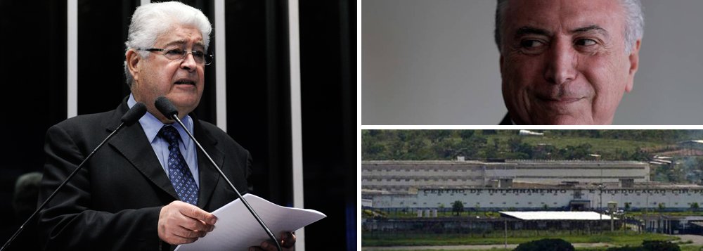 Senador Roberto Requião (PMDB-PR), presidente da Frente Ampla Pelas Diretas Já, em coletiva à imprensa de João Pessoa, na Paraíba, disse na manhã desta sexta-feira (21) que em breve as reuniões ministeriais de Michel Temer (PMDB) serão realizadas no presídio da Papuda; Requião falava sobre o envolvimento de ministros nomeados por Temer em casos de corrupção; "Já tem tornozeleira de grife italiana, que mede temperatura, a glicemia e é a prova d'água. Própria para o mergulho nas praias de João Pessoa", ironizou (Foto: Aquiles Lins) Senador Roberto Requião (PMDB-PR), presidente da Frente Ampla Pelas Diretas Já, em coletiva à imprensa de João Pessoa, na Paraíba, disse na manhã desta sexta-feira (21) que em breve as reuniões ministeriais de Michel Temer (PMDB) serão realizadas no presídio da Papuda; Requião falava sobre o envolvimento de ministros nomeados por Temer em casos de corrupção; "Já tem tornozeleira de grife italiana, que mede temperatura, a glicemia e é a prova d'água. Própria para o mergulho nas praias de João Pessoa", ironizou