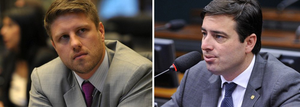 O deputado Requião Filho, presidente municipal do PMDB de Curitiba, baterá chapa na eleição do próximo dia 5 de agosto com a tropa do primo e deputado federal João Arruda, que articulou o ex-presidente da Sanepar Hudson Calefe para disputar o diretório peemedebista curitibano contra Requião; Senador Roberto Requião, tio de Arruda, deverá integrar a chapa de Requião Filho (Foto: Leonardo Lucena) O deputado Requião Filho, presidente municipal do PMDB de Curitiba, baterá chapa na eleição do próximo dia 5 de agosto com a tropa do primo e deputado federal João Arruda, que articulou o ex-presidente da Sanepar Hudson Calefe para disputar o diretório peemedebista curitibano contra Requião; Senador Roberto Requião, tio de Arruda, deverá integrar a chapa de Requião Filho