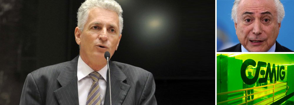 "Somente com mobilização de todos conseguiremos evitar a privatização da maior empresa de Minas. Por uma quantia módica (cerca de R$ 10 bi, que não pagam nem 2% do déficit público registrado em apenas um ano no Brasil), a equipe econômica de Brasília quer tirar do Estado um patrimônio importantíssimo para nossa economia", diz o deputado Rogério Correia (PT-MG) (Foto: Leonardo Attuch) "Somente com mobilização de todos conseguiremos evitar a privatização da maior empresa de Minas. Por uma quantia módica (cerca de R$ 10 bi, que não pagam nem 2% do déficit público registrado em apenas um ano no Brasil), a equipe econômica de Brasília quer tirar do Estado um patrimônio importantíssimo para nossa economia", diz o deputado Rogério Correia (PT-MG)