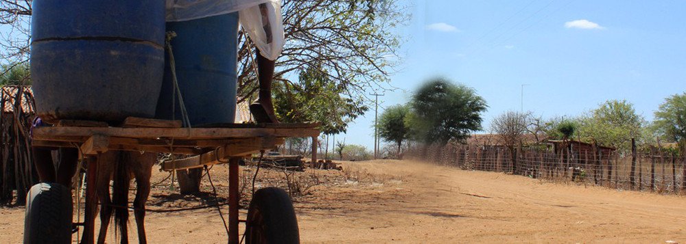 Vinte e cinco municípios do Piauí tiveram situação de emergência reconhecida pelo governo federal; as cidades atingidas pela medida ficam no Semiárido piauiense, especificamente nos territórios Serra da Capivara, Vale do Canindé, Vale do Guaribas e Vale dos Rios Piauí e Itaueira; a emergência desses municípios já tinha sido decretada pelo Governo do Estado no início do mês devido ao período de estiagem prolongado que atinge essas regiões (Foto: Leonardo Lucena) Vinte e cinco municípios do Piauí tiveram situação de emergência reconhecida pelo governo federal; as cidades atingidas pela medida ficam no Semiárido piauiense, especificamente nos territórios Serra da Capivara, Vale do Canindé, Vale do Guaribas e Vale dos Rios Piauí e Itaueira; a emergência desses municípios já tinha sido decretada pelo Governo do Estado no início do mês devido ao período de estiagem prolongado que atinge essas regiões