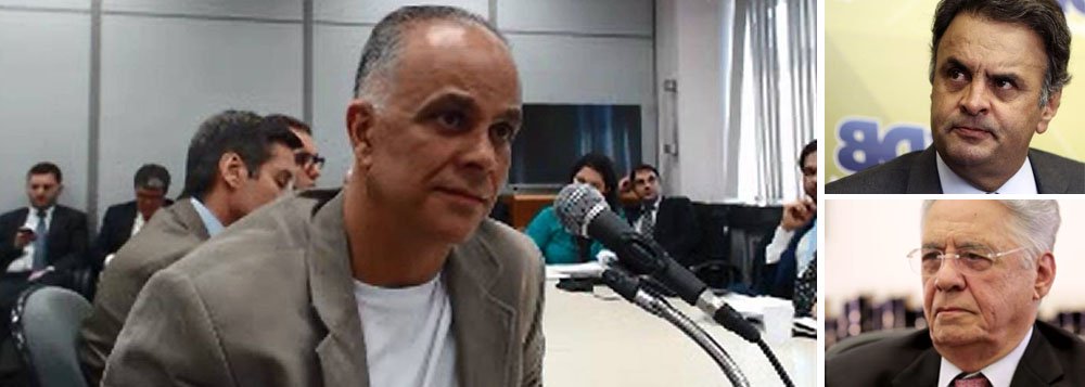 Delação do empresário Marcos Valério é bombástica e atinge não apenas o senador Aécio Neves (PSDB-MG), como também o ex-presidente Fernando Henrique Cardoso; no acordo, fechado com a Polícia Federal, Valério sustenta que suas agências de publicidade participaram do financiamento ilegal da atividade política de Aécio desde os anos 90; ele afirma ainda que o tucano recebia 2% do faturamento bruto dos contratos do Banco do Brasil no governo FHC; Valério também sustenta que parte dos recursos desviados da campanha pela reeleição de Eduardo Azeredo (PSDB-MG), em 1998 — no processo que ficou conhecido como mensalão mineiro — abasteceu caixa 2 da campanha de Aécio a deputado federal (Foto: Giuliana Miranda) Delação do empresário Marcos Valério é bombástica e atinge não apenas o senador Aécio Neves (PSDB-MG), como também o ex-presidente Fernando Henrique Cardoso; no acordo, fechado com a Polícia Federal, Valério sustenta que suas agências de publicidade participaram do financiamento ilegal da atividade política de Aécio desde os anos 90; ele afirma ainda que o tucano recebia 2% do faturamento bruto dos contratos do Banco do Brasil no governo FHC; Valério também sustenta que parte dos recursos desviados da campanha pela reeleição de Eduardo Azeredo (PSDB-MG), em 1998 — no processo que ficou conhecido como mensalão mineiro — abasteceu caixa 2 da campanha de Aécio a deputado federal