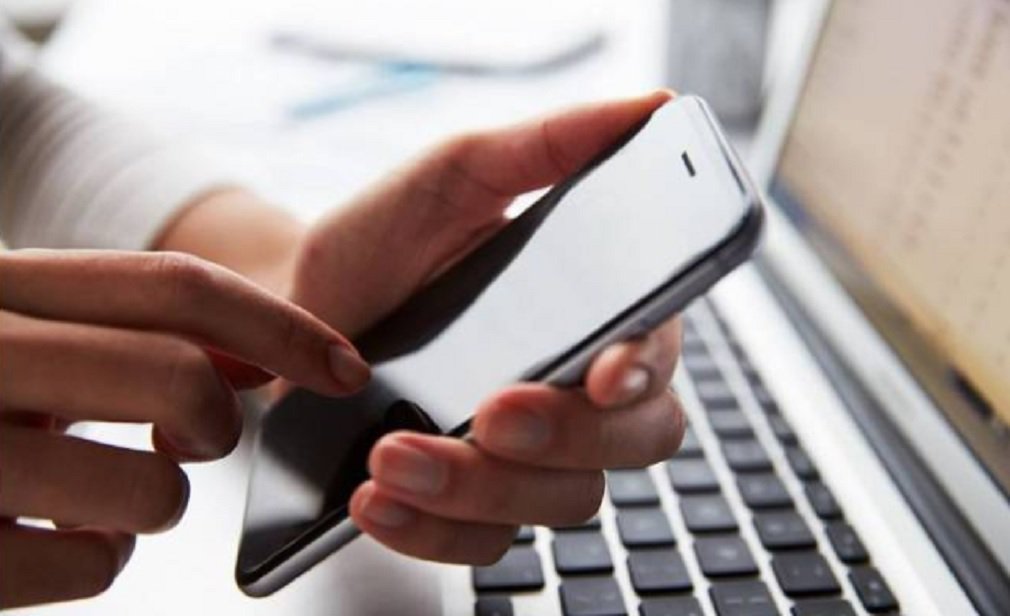 Atualmente, 42 milhões de contas ativas no país já usam esse recurso, o que representa um crescimento de 27%; também aumentou o atendimento em canais digitais e o uso das agências bancárias, ainda responsáveis por 16% dos atendimentos, está mais qualificado; estudo identificou um aumento expressivo das operações financeiras em smartphones, com crescimento de 140% em um ano, indicando aumento da percepção de segurança nas operações (Foto: José Barbacena) Atualmente, 42 milhões de contas ativas no país já usam esse recurso, o que representa um crescimento de 27%; também aumentou o atendimento em canais digitais e o uso das agências bancárias, ainda responsáveis por 16% dos atendimentos, está mais qualificado; estudo identificou um aumento expressivo das operações financeiras em smartphones, com crescimento de 140% em um ano, indicando aumento da percepção de segurança nas operações