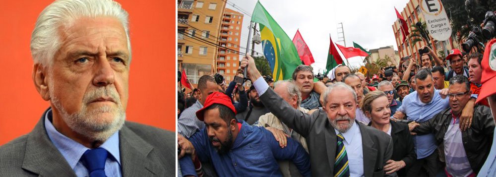 Ex-ministro Jaques Wagner volta a dizer que Lula é "perseguido" pela Justiça e pela mídia para não poder ser candidato em 2018, e diz que este movimento é capitaneado "por aqueles que só sabem ganhar no tapetão e ficam com medo"; "Vamos aguardar o que a justiça vai fazer. Acredito que é um erro interditar a candidatura de Lula para 2018. Se querem derrotar o Lula, deixem ele ser candidato e derrotem nas urnas", diz Wagner; ele não vê outro caminho para tirar o País da crise senão por via de eleições diretas, e não acredita no potencial de nenhum dos nomes cotados para o pós-Temer; "Eu, hoje, não vejo um nome para substituir Temer. O Congresso está perdido" (Foto: Romulo Faro) Ex-ministro Jaques Wagner volta a dizer que Lula é "perseguido" pela Justiça e pela mídia para não poder ser candidato em 2018, e diz que este movimento é capitaneado "por aqueles que só sabem ganhar no tapetão e ficam com medo"; "Vamos aguardar o que a justiça vai fazer. Acredito que é um erro interditar a candidatura de Lula para 2018. Se querem derrotar o Lula, deixem ele ser candidato e derrotem nas urnas", diz Wagner; ele não vê outro caminho para tirar o País da crise senão por via de eleições diretas, e não acredita no potencial de nenhum dos nomes cotados para o pós-Temer; "Eu, hoje, não vejo um nome para substituir Temer. O Congresso está perdido"