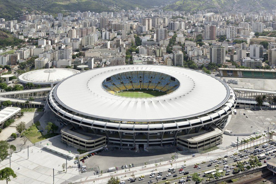 A empresa francesa Lagardère informou nesta quinta-feira, 11, que desistiu de comprar as ações majoritárias da concessionária Maracanã, em poder da Odebrecht; "Ficou impossível sustentar junto à matriz o que o governo fez", diz o comunicado, referindo-se à possibilidade de nova licitação, admitida pelo governo de Luiz Fernando Pezão (PMDB) em audiência pública recente (Foto: Aquiles Lins) A empresa francesa Lagardère informou nesta quinta-feira, 11, que desistiu de comprar as ações majoritárias da concessionária Maracanã, em poder da Odebrecht; "Ficou impossível sustentar junto à matriz o que o governo fez", diz o comunicado, referindo-se à possibilidade de nova licitação, admitida pelo governo de Luiz Fernando Pezão (PMDB) em audiência pública recente