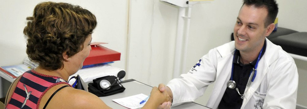 A chegada de sete profissionais para integrar o Programa Mais Médicos no Piauí está prevista para esta terça-feira (25), no aeroporto Senador Petrônio Portella, em Teresina; chegando ao Piauí, serão conduzidos para atuarem em seis municípios; o Piauí conta com 352 médicos do Programa Mais Médicos (Foto: Leonardo Lucena) A chegada de sete profissionais para integrar o Programa Mais Médicos no Piauí está prevista para esta terça-feira (25), no aeroporto Senador Petrônio Portella, em Teresina; chegando ao Piauí, serão conduzidos para atuarem em seis municípios; o Piauí conta com 352 médicos do Programa Mais Médicos