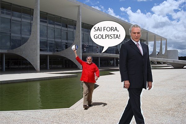 Antes que me esqueça, um perguntinha básica: o que Justifica a postura do Juiz Sergio Moro de não ter autorizado a apuração das denúncias de Eduardo Cunha contra Temer, justo aquelas que acabaram aparecendo por outras vertentes, digamos, mais "eloquentes"? (Foto: Eduardo Guimarães) Antes que me esqueça, um perguntinha básica: o que Justifica a postura do Juiz Sergio Moro de não ter autorizado a apuração das denúncias de Eduardo Cunha contra Temer, justo aquelas que acabaram aparecendo por outras vertentes, digamos, mais "eloquentes"?