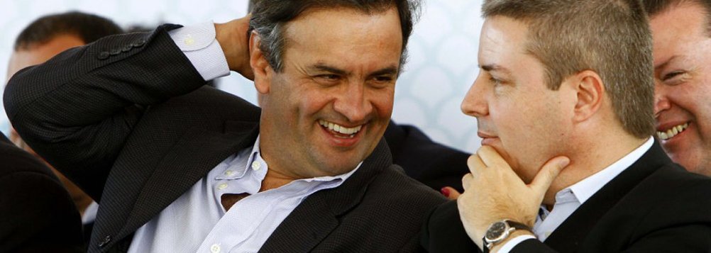 A lista apresentada pelo delator e ex-executivo Benedicto Junior apontou que, entre os mineiros, o senador Antonio Anastasia (PSDB) é o que teria recebido o maior repasse por meio de caixa 2; de acordo com a planilha da empreiteira, foram R$ 5,47 milhões em oito parcelas ao longo de 2010, quando o tucano disputou e venceu a reeleição para governador de Minas; o segundo maior favorecido seria senador Aécio Neves (PSDB), que ganhou o apelido de “Mineirinho”; o parlamentar teria recebido R$ 5,25 milhões em cinco transferências, em 2010 (Foto: Leonardo Lucena) A lista apresentada pelo delator e ex-executivo Benedicto Junior apontou que, entre os mineiros, o senador Antonio Anastasia (PSDB) é o que teria recebido o maior repasse por meio de caixa 2; de acordo com a planilha da empreiteira, foram R$ 5,47 milhões em oito parcelas ao longo de 2010, quando o tucano disputou e venceu a reeleição para governador de Minas; o segundo maior favorecido seria senador Aécio Neves (PSDB), que ganhou o apelido de “Mineirinho”; o parlamentar teria recebido R$ 5,25 milhões em cinco transferências, em 2010