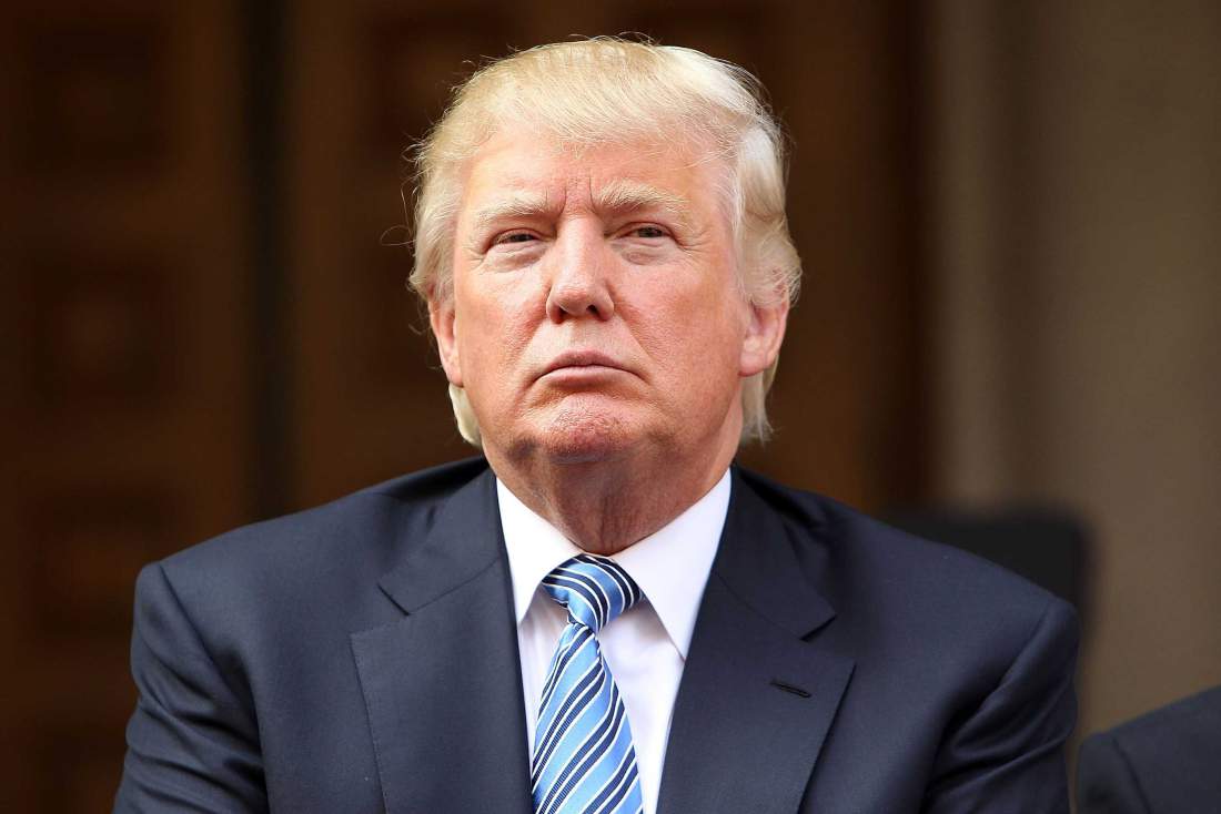 Presidente Donald Trump, ao assinar decretos presidenciais pedindo reavaliação de algumas regulações financeiras da administração Obama, disse nesta sexta-feira que haverá um grande anúncio de reforma tributária na próxima semana; "Teremos um grande anúncio na quarta-feira que tem a ver com a reforma tributária. O processo começou há muito tempo, mas a reforma começará na quarta-feira", disse (Foto: Aquiles Lins) Presidente Donald Trump, ao assinar decretos presidenciais pedindo reavaliação de algumas regulações financeiras da administração Obama, disse nesta sexta-feira que haverá um grande anúncio de reforma tributária na próxima semana; "Teremos um grande anúncio na quarta-feira que tem a ver com a reforma tributária. O processo começou há muito tempo, mas a reforma começará na quarta-feira", disse