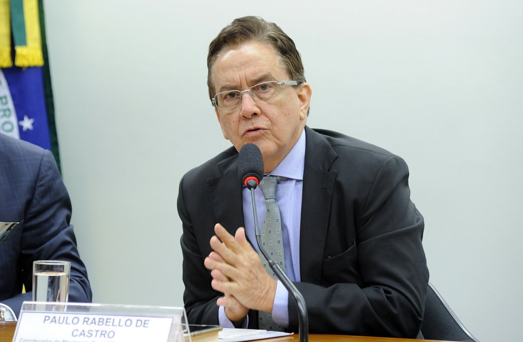 Novo presidente do Banco Nacional de Desenvolvimento Econômico e Social (BNDES), o economista Paulo Rabello de Castro afirma que sua principal missão à frente da instituição será "reanimar o setor produtivo brasileiro"; "Tenho a missão de reanimar o setor produtivo brasileiro, leia-se industrial principalmente. É uma missão dura, mas grandiosa"; para ele, o setor industrial merece maior atenção uma vez que o setor agrícola "está bem cuidado por seu próprio desempenho e estímulo de preços" (Foto: José Barbacena) Novo presidente do Banco Nacional de Desenvolvimento Econômico e Social (BNDES), o economista Paulo Rabello de Castro afirma que sua principal missão à frente da instituição será "reanimar o setor produtivo brasileiro"; "Tenho a missão de reanimar o setor produtivo brasileiro, leia-se industrial principalmente. É uma missão dura, mas grandiosa"; para ele, o setor industrial merece maior atenção uma vez que o setor agrícola "está bem cuidado por seu próprio desempenho e estímulo de preços"