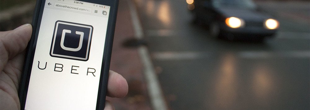 Após reunião com prestadores dos serviços Uber, o MP-PI afirma que a legislação de Teresina fere a Constituição por não garantir proteção da livre concorrência e defesa do consumidor; a prefeitura deveria apenas fiscalizar as condições com que os motoristas e veículos estão circulando a serviço da Uber; o ministério também pediu adaptação dos veículos que trabalham pela empresa americana (Foto: Leonardo Lucena) Após reunião com prestadores dos serviços Uber, o MP-PI afirma que a legislação de Teresina fere a Constituição por não garantir proteção da livre concorrência e defesa do consumidor; a prefeitura deveria apenas fiscalizar as condições com que os motoristas e veículos estão circulando a serviço da Uber; o ministério também pediu adaptação dos veículos que trabalham pela empresa americana