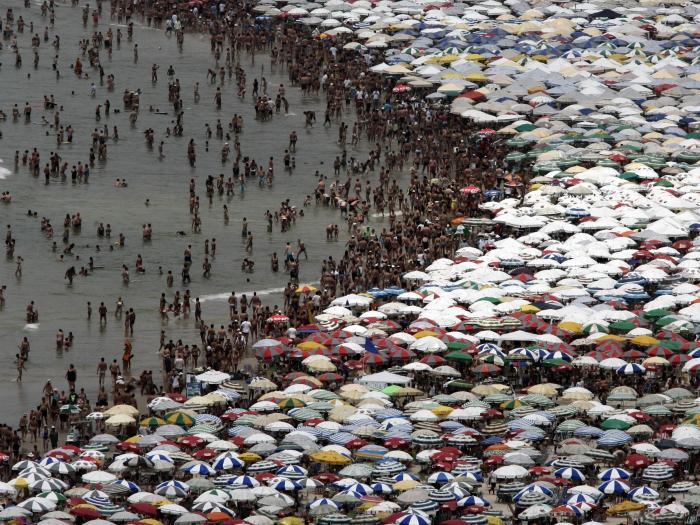 Os Lula da Silva são realmente uns descarados. Imaginando que fosse verdade a delação do Léo Pinheiro, onde já se viu querer passar o revéllion no Guarujá... (Foto: Renato Rovai) Os Lula da Silva são realmente uns descarados. Imaginando que fosse verdade a delação do Léo Pinheiro, onde já se viu querer passar o revéllion no Guarujá...