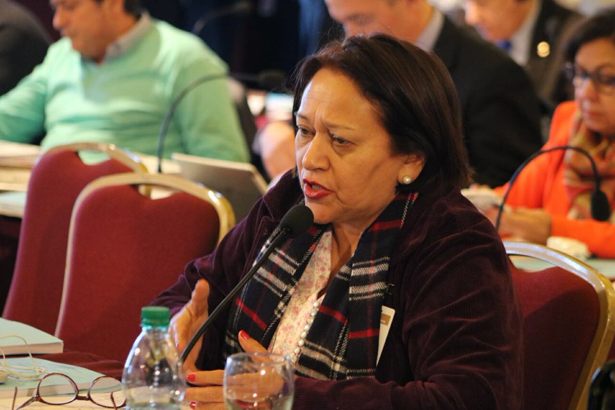 A pedido da senadora Fátima Bezerra (PT-RN), a Comissão de Educação, Cultura, Ciência, Tecnologia e Esporte do Parlasul aprovou, por unanimidade, nesta segunda-feira 21, uma declaração de apoio à Universidade Federal da Integração Latino-Americana (Unila); a nota aprovada repudia qualquer tentativa de se extinguir ou desvirtuar a universidade (Foto: Gisele Federicce) A pedido da senadora Fátima Bezerra (PT-RN), a Comissão de Educação, Cultura, Ciência, Tecnologia e Esporte do Parlasul aprovou, por unanimidade, nesta segunda-feira 21, uma declaração de apoio à Universidade Federal da Integração Latino-Americana (Unila); a nota aprovada repudia qualquer tentativa de se extinguir ou desvirtuar a universidade