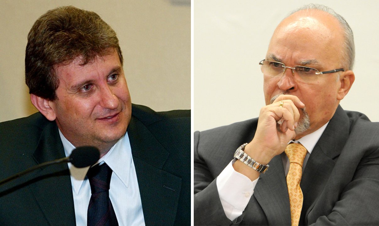 Em nova ação contra membros do PP no âmbito da Operação Lava Jato, o Ministério Público Federal (MPF) detalha delações premiadas, e a principal delas tem como alvo o conselheiro do Tribunal de Contas dos Municípios da Bahia Mário Negromonte, por supostos delitos enquanto ele era ministro das Cidades; de acordo com o MP, Alberto Youssef afirmou em depoimento que Negromonte perdeu o cargo de ministro das Cidades em 2012 porque "não estava fazendo caixa" para o PP; segundo o doleiro, o ex-presidente do PP na Bahia estaria "roubando apenas para ele próprio" (Foto: Romulo Faro) Em nova ação contra membros do PP no âmbito da Operação Lava Jato, o Ministério Público Federal (MPF) detalha delações premiadas, e a principal delas tem como alvo o conselheiro do Tribunal de Contas dos Municípios da Bahia Mário Negromonte, por supostos delitos enquanto ele era ministro das Cidades; de acordo com o MP, Alberto Youssef afirmou em depoimento que Negromonte perdeu o cargo de ministro das Cidades em 2012 porque "não estava fazendo caixa" para o PP; segundo o doleiro, o ex-presidente do PP na Bahia estaria "roubando apenas para ele próprio"