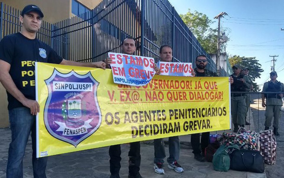 São 15 unidades prisionais do Piauí que ficam com algumas atividades suspensas devido a greve da categoria; os trabalhadores reivindicam o reajuste salarial e melhores condições de trabalho; relato do Piauí Hoje
(Foto: Leonardo Lucena) São 15 unidades prisionais do Piauí que ficam com algumas atividades suspensas devido a greve da categoria; os trabalhadores reivindicam o reajuste salarial e melhores condições de trabalho; relato do Piauí Hoje