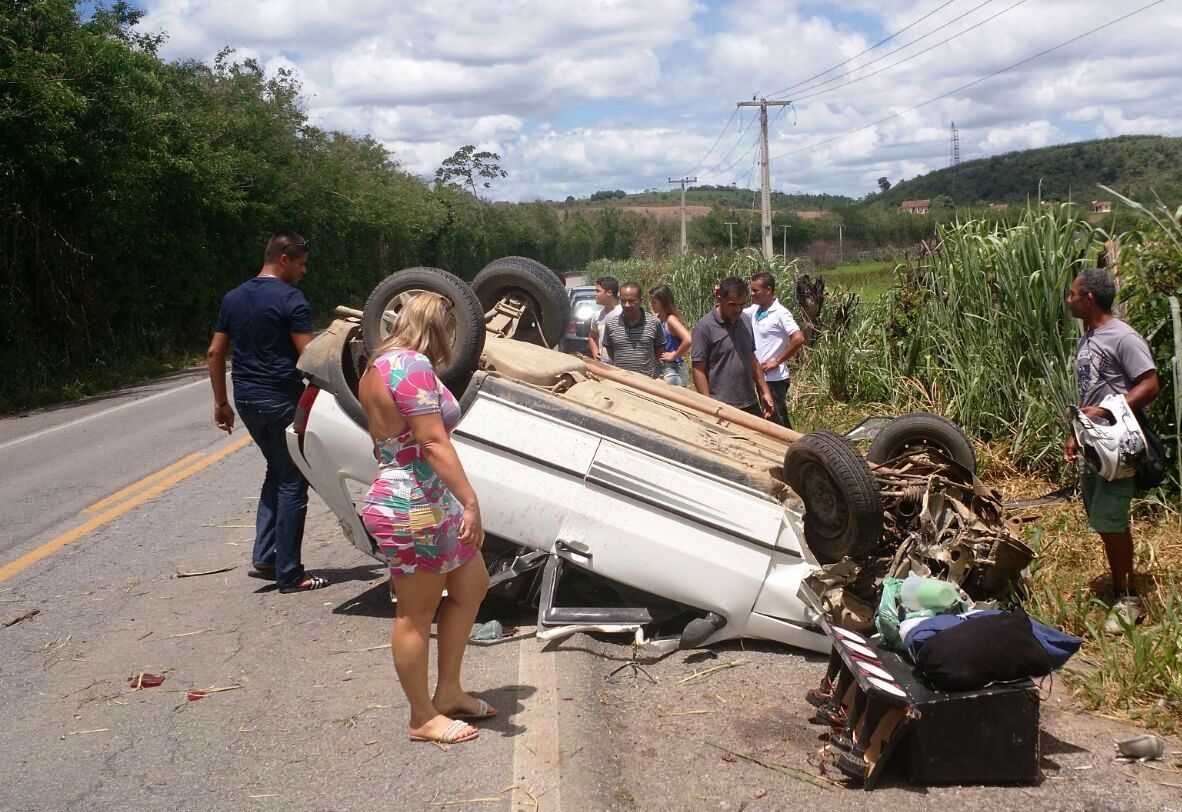 Balanço final da Operação Semana Santa 2017 registrou 19 acidentes de trânsito nas rodovias federais, em Alagoas, contra sete ocorridos no mesmo período de 2016; número representa crescimento de 171%; dos 19 acidentes, sete ocorreram na BR-101, cinco na BR-316 e a BR-104 registrou outros quatro (Foto: Voney Malta) Balanço final da Operação Semana Santa 2017 registrou 19 acidentes de trânsito nas rodovias federais, em Alagoas, contra sete ocorridos no mesmo período de 2016; número representa crescimento de 171%; dos 19 acidentes, sete ocorreram na BR-101, cinco na BR-316 e a BR-104 registrou outros quatro