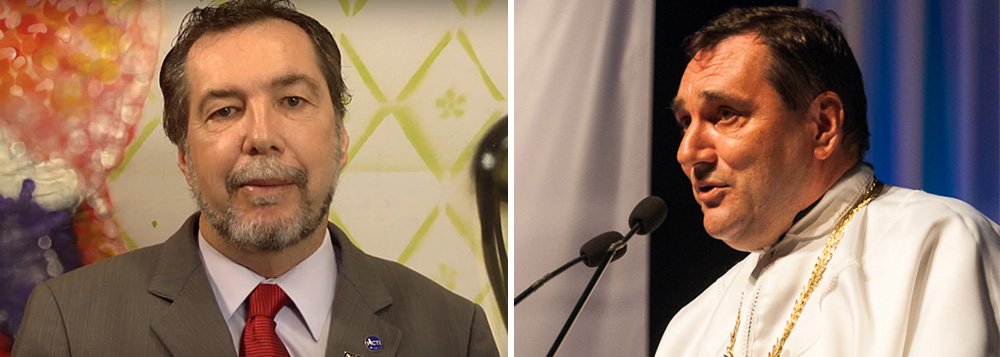 Acioli de Olivo, irmão de Luiz Carlos Cancellier de Olivo, citou em uma postagem no Facebook na noite desta segunda-feira 2 "os grandes canalhas" e "os pequenos canalhas" responsáveis pelo suicídio do ex-reitor da UFSC, que estava em tratamento psicológico após uma investigação da Polícia Federal que culminou em sua prisão; segundo ele, "são vários os autores" do suicídio de Cancellier, que denunciou, quatro dias antes de se matar, a "humilhação e o vexame" a que foi submetido em investigação da PF que apurava irregularidades de uma gestão anterior à sua; o reitor foi preso antes de ser ouvido, humilhado dentro e fora da prisão (Foto: Gisele Federicce) Acioli de Olivo, irmão de Luiz Carlos Cancellier de Olivo, citou em uma postagem no Facebook na noite desta segunda-feira 2 "os grandes canalhas" e "os pequenos canalhas" responsáveis pelo suicídio do ex-reitor da UFSC, que estava em tratamento psicológico após uma investigação da Polícia Federal que culminou em sua prisão; segundo ele, "são vários os autores" do suicídio de Cancellier, que denunciou, quatro dias antes de se matar, a "humilhação e o vexame" a que foi submetido em investigação da PF que apurava irregularidades de uma gestão anterior à sua; o reitor foi preso antes de ser ouvido, humilhado dentro e fora da prisão