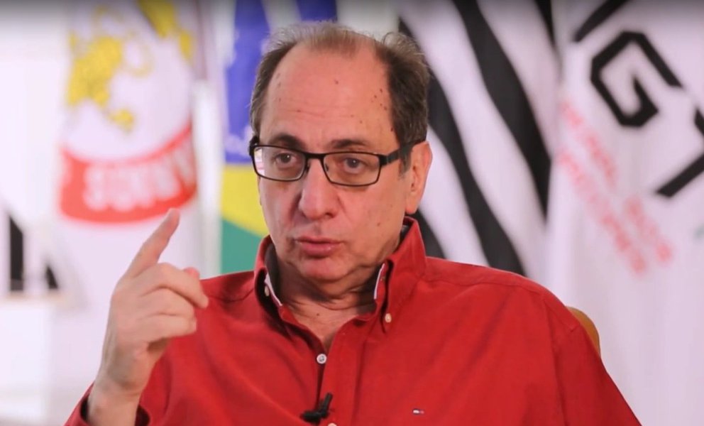 Ricardo Patah, presidente nacional da União Geral dos Trabalhadores (UGT), desembarca nesta terça-feira (21), em Curitiba, para espinafrar o que ele chama de “ilegítimo desgoverno” Michel Temer que tenta acabar com a aposentadoria por meio da reforma previdenciária; segundo ele, a reforma da previdência “é uma nova forma de escravidão em pleno século XXI” (Foto: Leonardo Lucena) Ricardo Patah, presidente nacional da União Geral dos Trabalhadores (UGT), desembarca nesta terça-feira (21), em Curitiba, para espinafrar o que ele chama de “ilegítimo desgoverno” Michel Temer que tenta acabar com a aposentadoria por meio da reforma previdenciária; segundo ele, a reforma da previdência “é uma nova forma de escravidão em pleno século XXI”