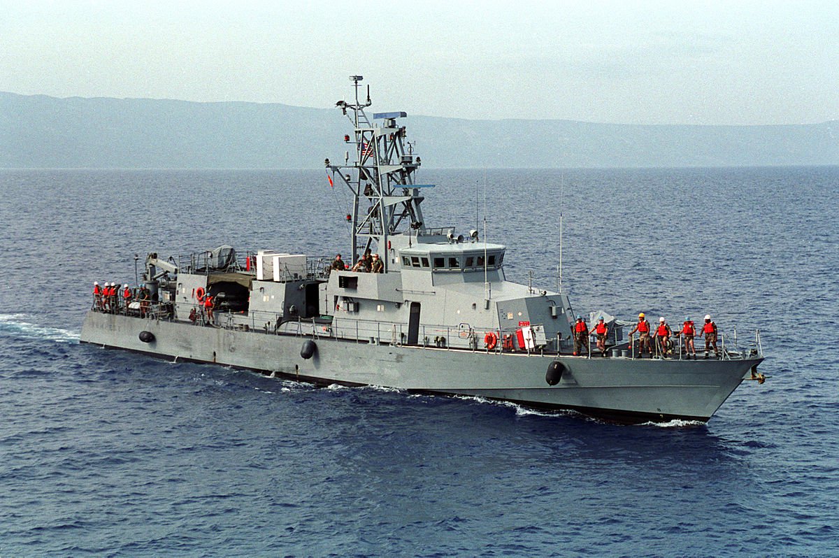 Navio de patrulha costeira dos EUA, USS Tempest, estreito de Ormuz, Irã (Foto: Paulo Emílio) Navio de patrulha costeira dos EUA, USS Tempest, estreito de Ormuz, Irã