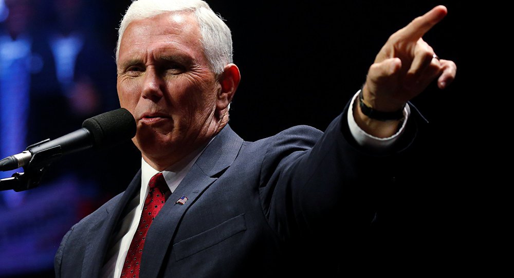 O vice-presidente dos EUA, Mike Pence, qualificou a Rússia, o Irã e o terrorismo como as principais ameaças no mundo, contra quem Washington está disposto a ajudar seus aliados da OTAN; "Desde as tentativas da Rússia de refazer as fronteiras internacionais pela força até as tentativas iranianas de desestabilizar o Oriente Médio, até a ameaça global do terrorismo, que pode atacar em qualquer lugar e a qualquer momento — parece que o mundo de hoje é mais perigoso do que em qualquer outro período após o colapso do comunismo", afimrou Pence (Foto: Leonardo Attuch) O vice-presidente dos EUA, Mike Pence, qualificou a Rússia, o Irã e o terrorismo como as principais ameaças no mundo, contra quem Washington está disposto a ajudar seus aliados da OTAN; "Desde as tentativas da Rússia de refazer as fronteiras internacionais pela força até as tentativas iranianas de desestabilizar o Oriente Médio, até a ameaça global do terrorismo, que pode atacar em qualquer lugar e a qualquer momento — parece que o mundo de hoje é mais perigoso do que em qualquer outro período após o colapso do comunismo", afimrou Pence