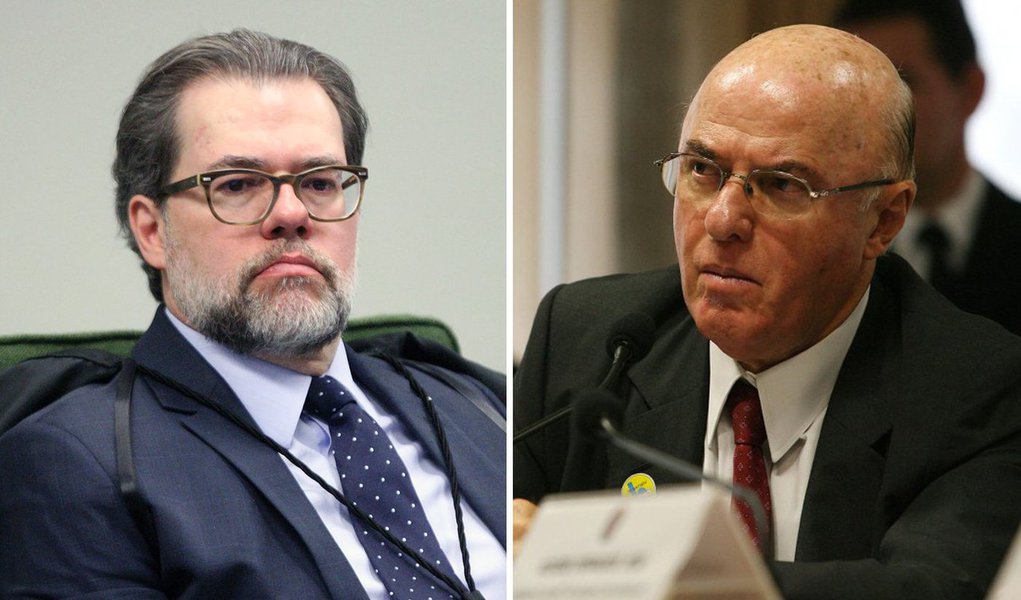 Ministro do Supremo Tribunal Federal (STF) Dias Toffoli negou pedido de liberdade feito pela defesa do ex-presidente da Eletronuclear, almirante Othon Pinheiro; Othon havia recorrido de uma decisão do também ministro do STF Edson Fachin que havia negado uma solicitação feita anteriormente; segundo Toffoli, não cabe um habeas corpus para revogar uma decisão tomada anteriormente por um outro membro da Corte (Foto: Paulo Emílio) Ministro do Supremo Tribunal Federal (STF) Dias Toffoli negou pedido de liberdade feito pela defesa do ex-presidente da Eletronuclear, almirante Othon Pinheiro; Othon havia recorrido de uma decisão do também ministro do STF Edson Fachin que havia negado uma solicitação feita anteriormente; segundo Toffoli, não cabe um habeas corpus para revogar uma decisão tomada anteriormente por um outro membro da Corte