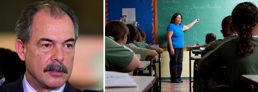 Programa Institucional de Bolsas de Iniciação à Docência sofre corte de 14,8% no número de benefícios; o ex-ministro da Educação Aloizio Mercadante critica a decisão e afirma que "melhorar a formação de professores, com impacto positivo na alfabetização das nossas crianças, assim como tornar a educação uma prioridade estratégica para o país, não são prioridades para o ilegítimo Temer" (Foto: Gisele Federicce) Programa Institucional de Bolsas de Iniciação à Docência sofre corte de 14,8% no número de benefícios; o ex-ministro da Educação Aloizio Mercadante critica a decisão e afirma que "melhorar a formação de professores, com impacto positivo na alfabetização das nossas crianças, assim como tornar a educação uma prioridade estratégica para o país, não são prioridades para o ilegítimo Temer"