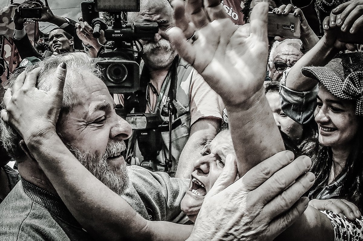 São Bernardo do Campo- SP- Brasil- 02/10/2016- Ex-presidente Lula, durante votação no primeiro turno das eleições municipais 2016, na Escola João Firmino Correia de Araújo. Foto: Ricardo Stuckert/ Instituto Lula (Foto: João dos Santos Gomes Filho) São Bernardo do Campo- SP- Brasil- 02/10/2016- Ex-presidente Lula, durante votação no primeiro turno das eleições municipais 2016, na Escola João Firmino Correia de Araújo. Foto: Ricardo Stuckert/ Instituto Lula