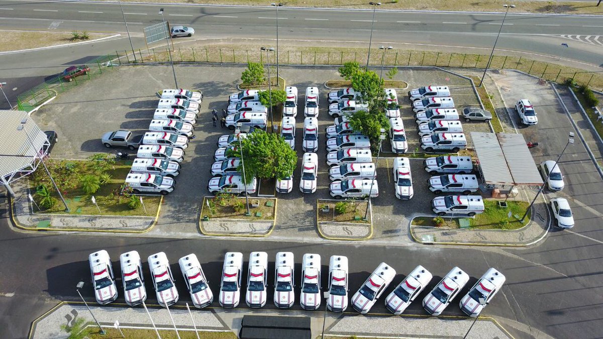 O governador Flávio Dino entregou mais 52 viaturas policiais para o Maranhão; “Elas estão sendo entregues em todas as regiões para atender o trabalho preventivo da Polícia Militar. Teremos também entrega em breve de viaturas para a Polícia Civil, e com isso vamos obtendo resultados”; já são mais de 620 viaturas entregues desde 2015; até o final do ano, a meta é de 700 (Foto: Leonardo Lucena) O governador Flávio Dino entregou mais 52 viaturas policiais para o Maranhão; “Elas estão sendo entregues em todas as regiões para atender o trabalho preventivo da Polícia Militar. Teremos também entrega em breve de viaturas para a Polícia Civil, e com isso vamos obtendo resultados”; já são mais de 620 viaturas entregues desde 2015; até o final do ano, a meta é de 700